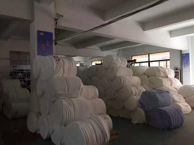 Microfiber 젖은 Mop는 13 * 49cm를 뒤틀린 480gsm 흡수성 나일론 각자 adhensive Mop 패드 이끕니다
