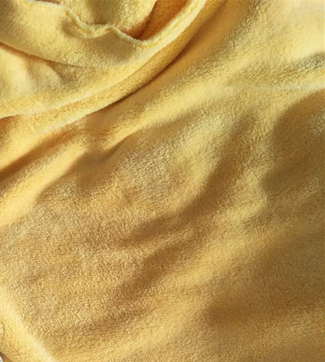 Microfiber 150cm 폭 550gsm 황색 산호 양털 고품질 150D/144F 청소 피복
